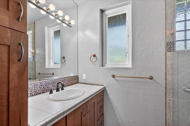 610 Orchard Street, Ashland, OR 97520