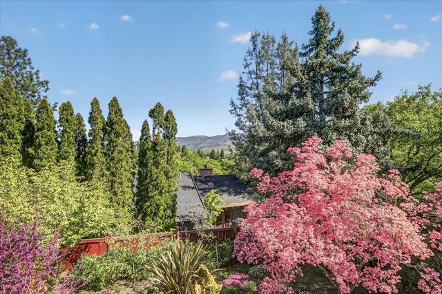 610 Orchard Street, Ashland, OR 97520