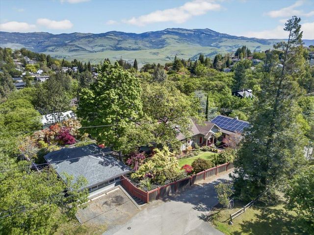 610 Orchard Street, Ashland, OR 97520