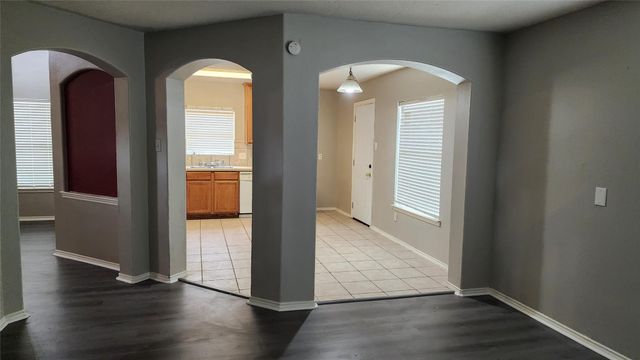 20218 Mammoth Falls Drive, Tomball, TX 77375