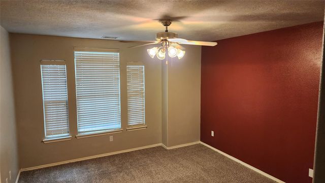 20218 Mammoth Falls Drive, Tomball, TX 77375