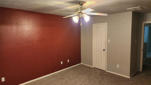 20218 Mammoth Falls Drive, Tomball, TX 77375