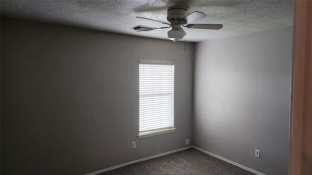 20218 Mammoth Falls Drive, Tomball, TX 77375