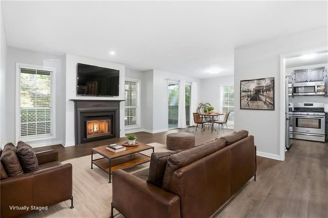 1364 Weatherstone Way NE, Atlanta, GA 30324