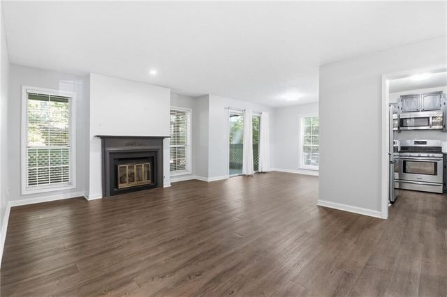 1364 Weatherstone Way NE, Atlanta, GA 30324