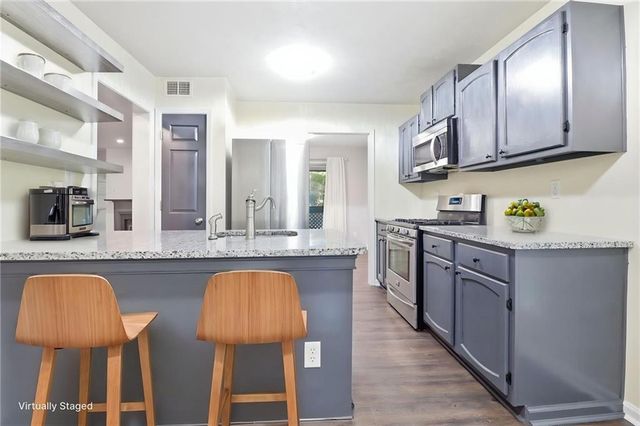 1364 Weatherstone Way NE, Atlanta, GA 30324