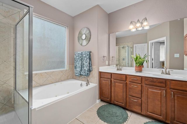 13846 Mckinney Creek Lane, Houston, TX 77044
