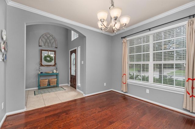 13846 Mckinney Creek Lane, Houston, TX 77044