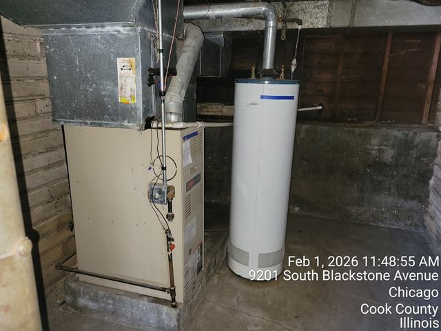 9201 S Blackstone Avenue, Chicago, IL 60619