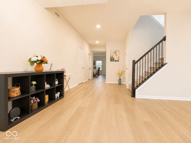 5872 Wintersweet Lane, Whitestown, IN 46075