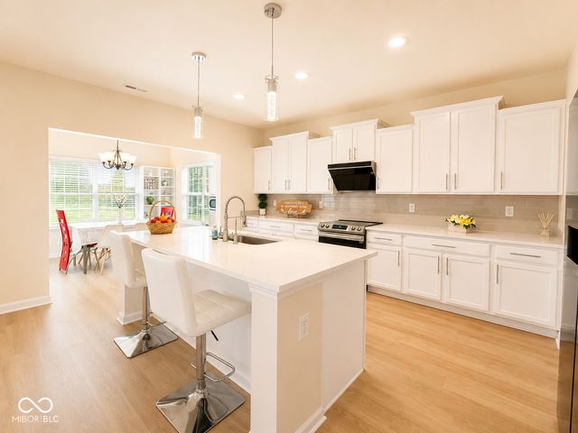5872 Wintersweet Lane, Whitestown, IN 46075