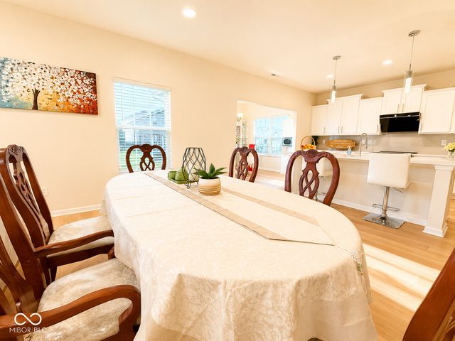 5872 Wintersweet Lane, Whitestown, IN 46075