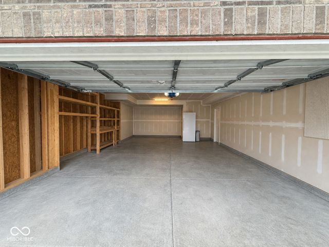 5872 Wintersweet Lane, Whitestown, IN 46075