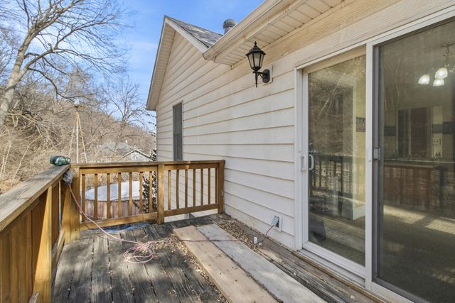 358 N 1ST Street, Council Bluffs, IA 51503