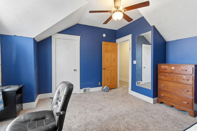 358 N 1ST Street, Council Bluffs, IA 51503