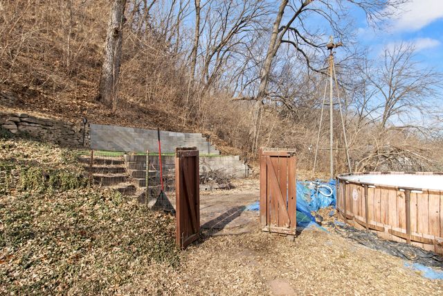 358 N 1ST Street, Council Bluffs, IA 51503