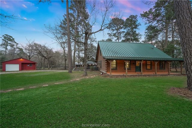 26000 Pine Shadows Drive, Hockley, TX 77447