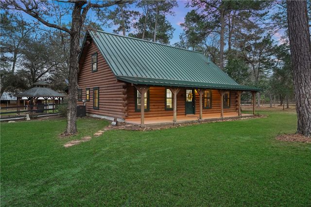 26000 Pine Shadows Drive, Hockley, TX 77447