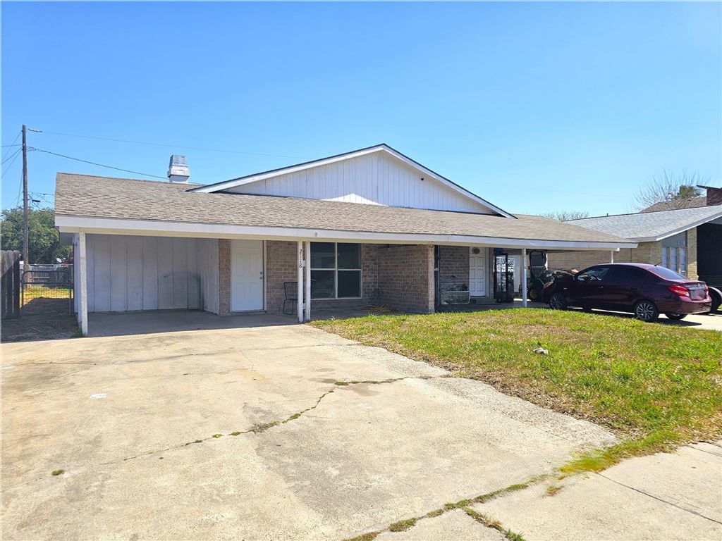 2116 Zephyr Cir, Ingleside, TX 78362 — exterior
