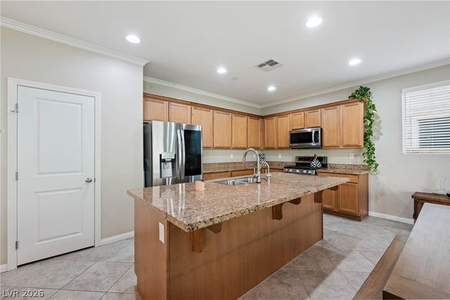 1136 Strada Pecei, Henderson, NV 89011