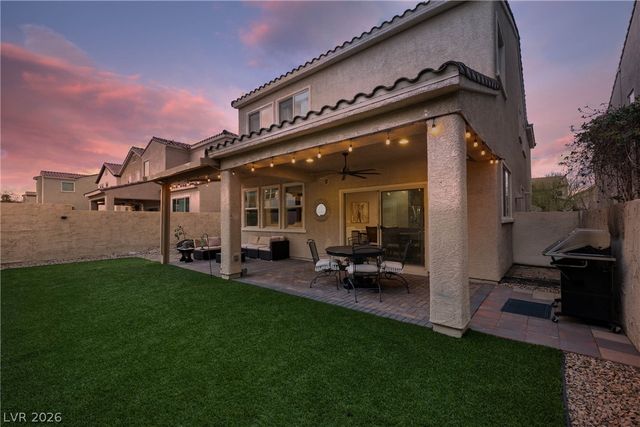 1136 Strada Pecei, Henderson, NV 89011