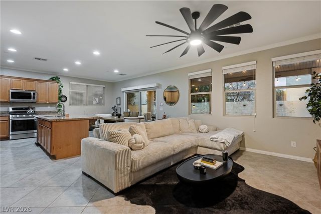 1136 Strada Pecei, Henderson, NV 89011