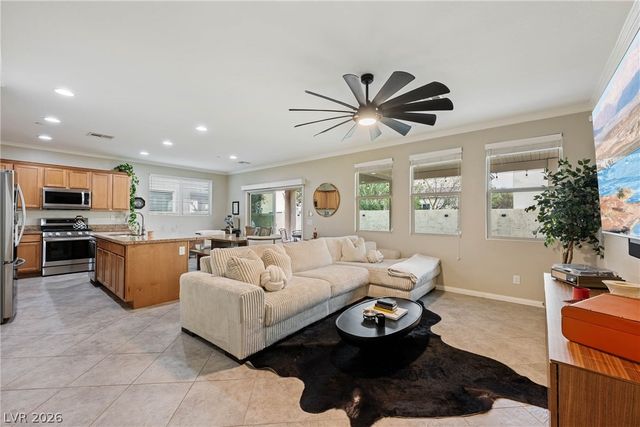 1136 Strada Pecei, Henderson, NV 89011