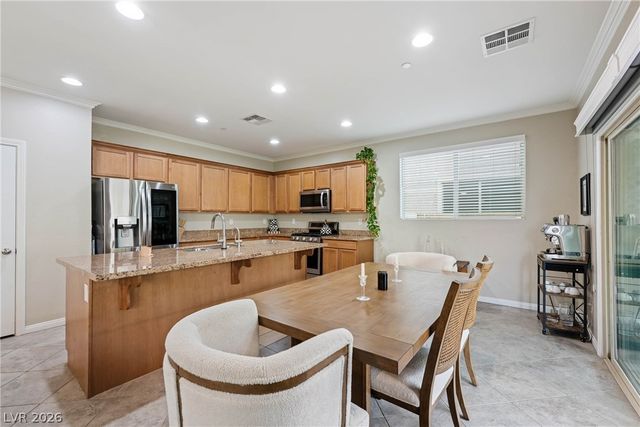 1136 Strada Pecei, Henderson, NV 89011
