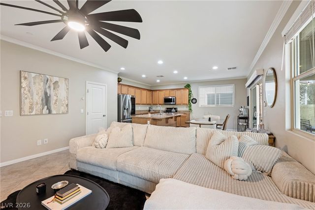 1136 Strada Pecei, Henderson, NV 89011