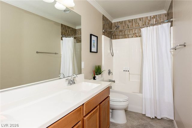 1136 Strada Pecei, Henderson, NV 89011