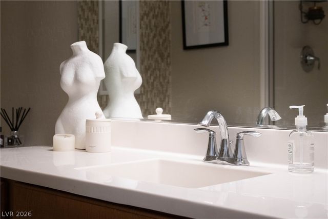 1136 Strada Pecei, Henderson, NV 89011