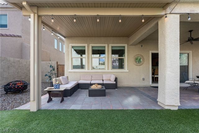 1136 Strada Pecei, Henderson, NV 89011