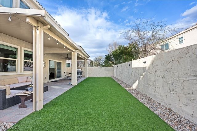 1136 Strada Pecei, Henderson, NV 89011