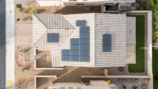 1136 Strada Pecei, Henderson, NV 89011