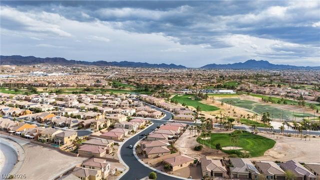 1136 Strada Pecei, Henderson, NV 89011