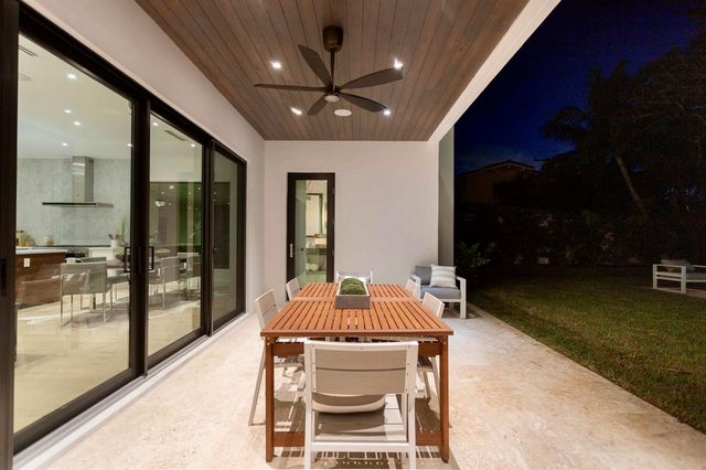 855 NW 4th Avenue, Boca Raton, FL 33432