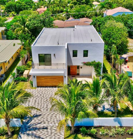 855 NW 4th Avenue, Boca Raton, FL 33432
