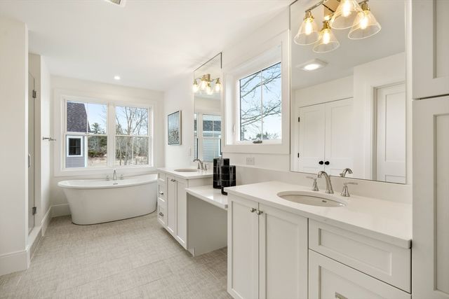 34 Bacon Street, Natick, MA 01760
