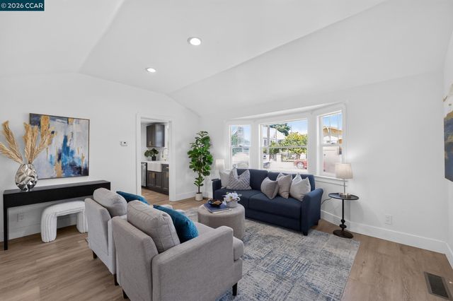 427 Grant Street, Vallejo, CA 94590