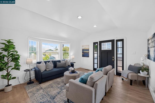 427 Grant Street, Vallejo, CA 94590