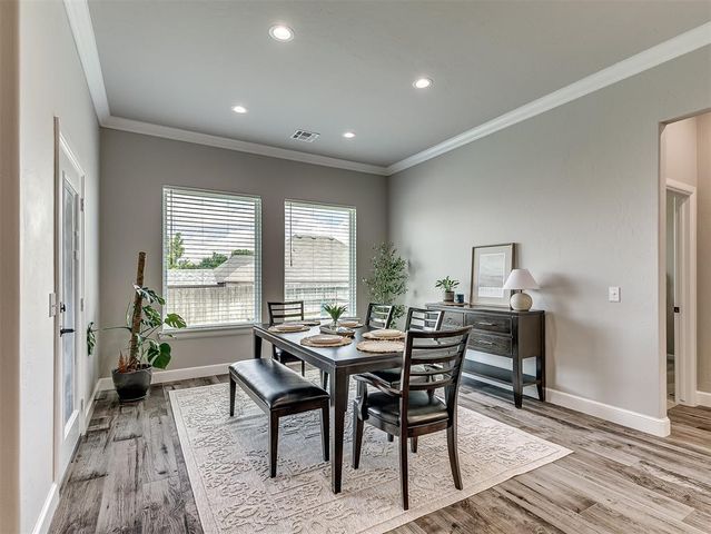5713 Copper Stone Court, Mustang, OK 73064