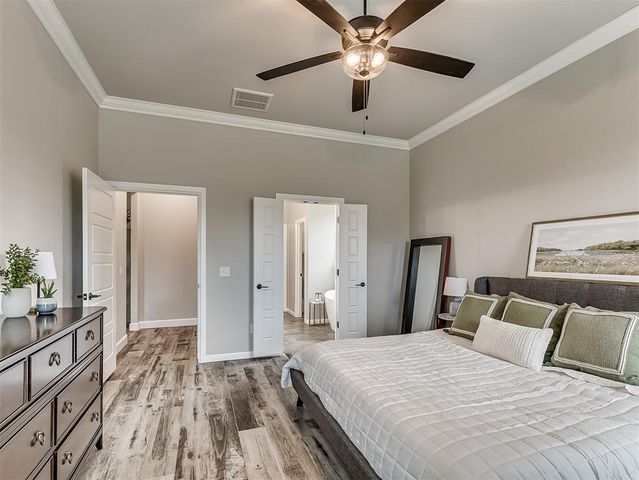 5713 Copper Stone Court, Mustang, OK 73064