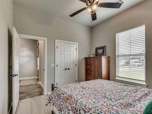 5713 Copper Stone Court, Mustang, OK 73064