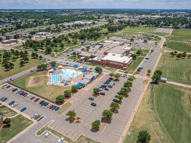 5713 Copper Stone Court, Mustang, OK 73064