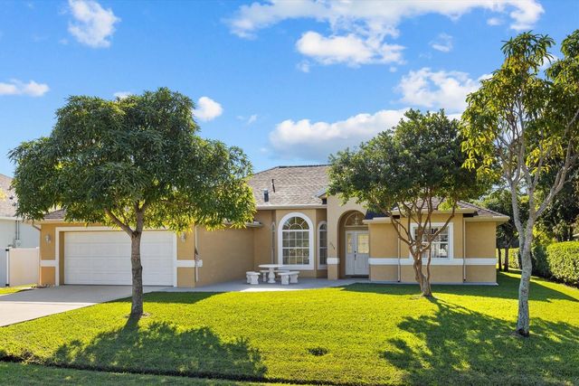 2314 SE Master Ave, Port St Lucie, FL 34952