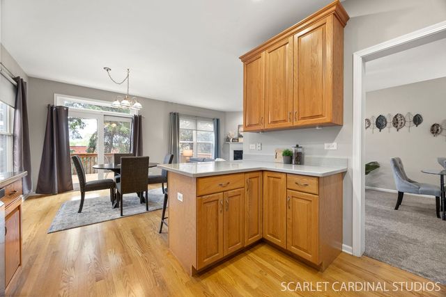 1N061 Mission Court, Winfield, IL 60190