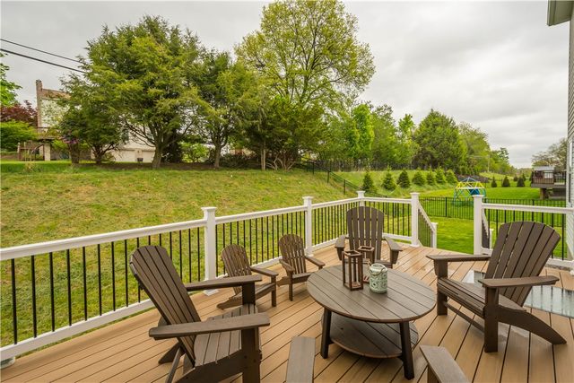 1197 Brook View Ct, Mccandless, PA 15237