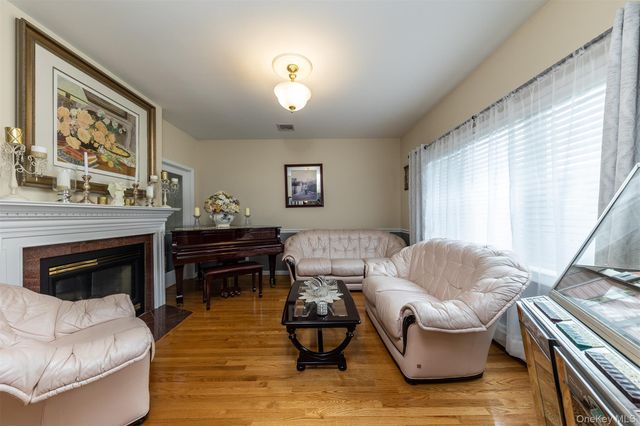 102 Davison Avenue, Oceanside, NY 11572