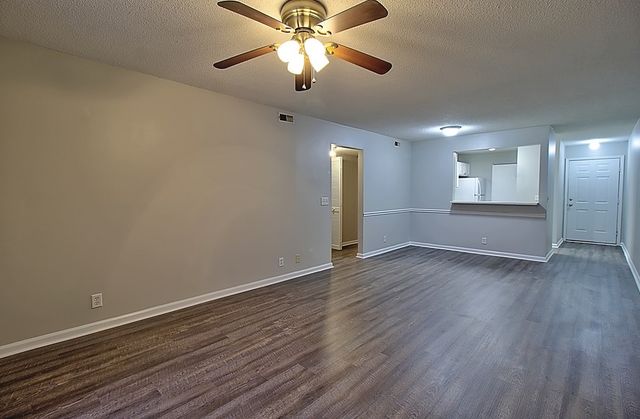 910-133 Brett Drive, Hinesville, GA 31313