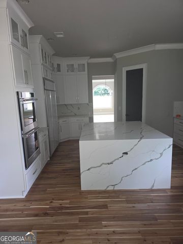 210 Waltham Way, Fayetteville, GA 30214
